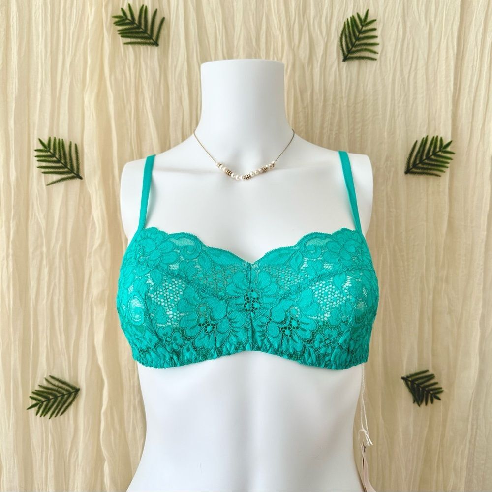 Free People We‎ Are HAH Teal Hook Up Lace Bra Size 30-38C New With Tags